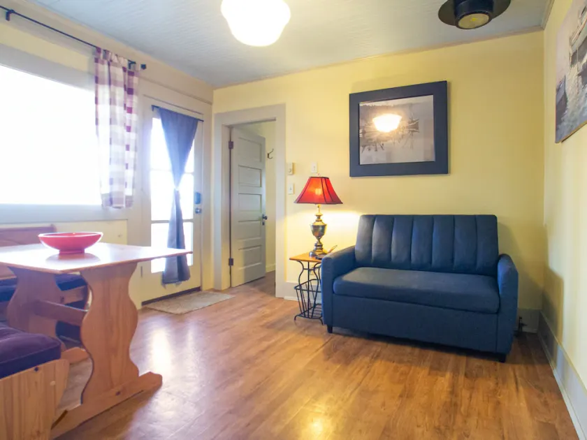 Pet Friendly Apartment Downtown! (Fisherman) - Image 1