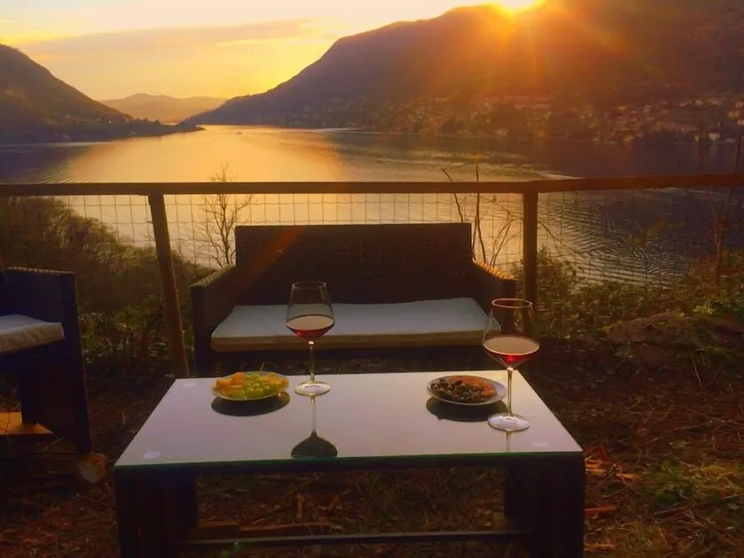 The apartment is in Pognana, an authentic village between Como and Bellagio. - Image 1