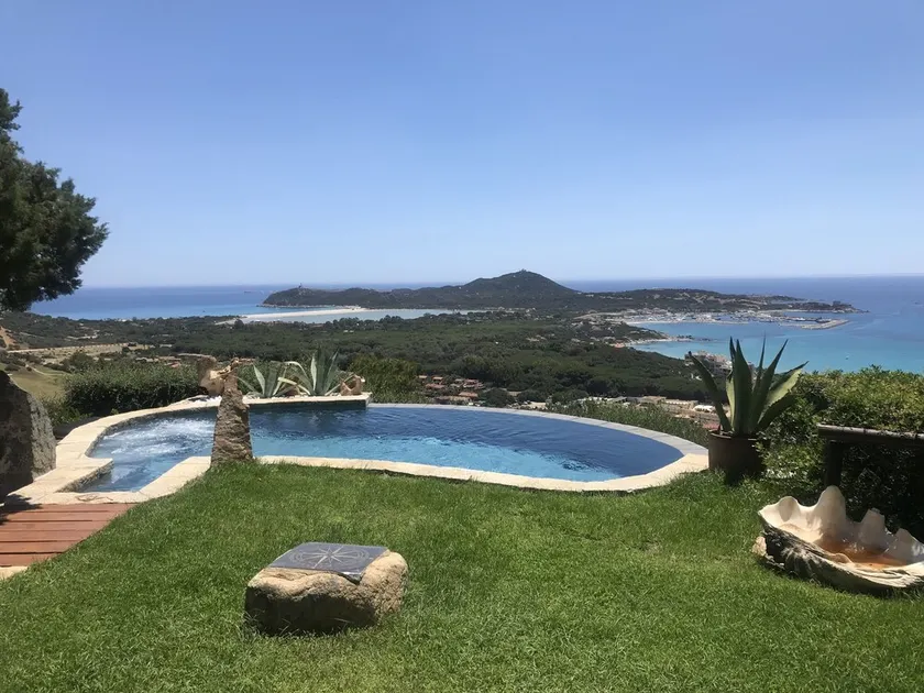 Magnifica villa con vista mare mozzafiato, piscina panoramica, giardino e WI-FI - Image 1