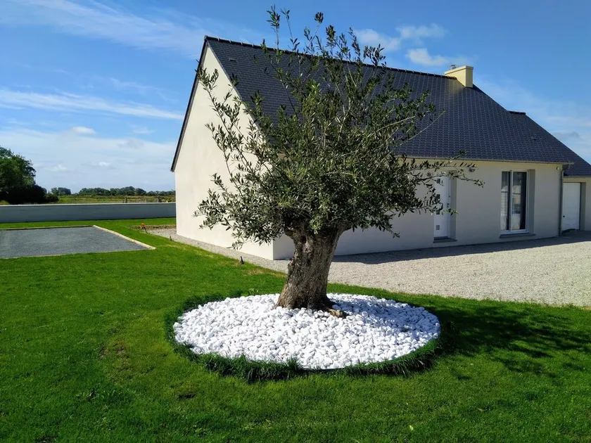 Single-storey house 1600m from the sea - Image 1