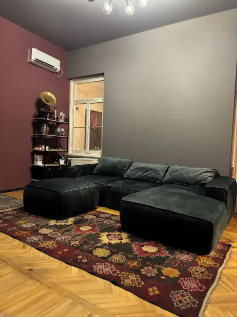 2 Bedroom Modern, Cozy Flat in Old Tbilisi! - Image 1