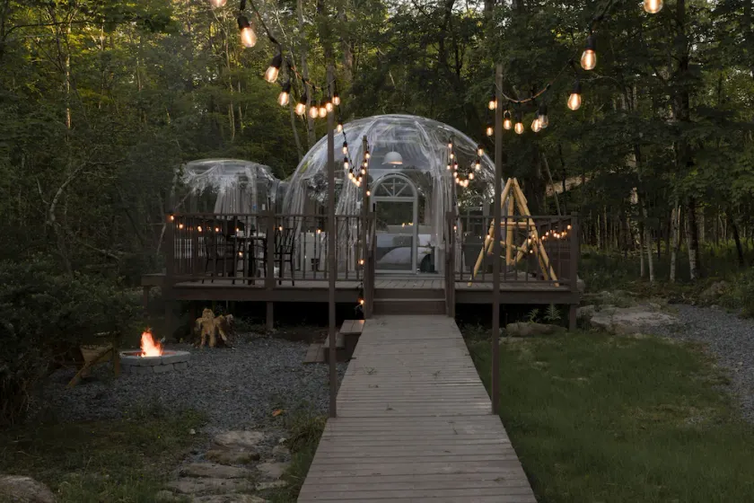 Serene 3-Bedroom Home with Dome, Hot Tub, Sauna - Image 1