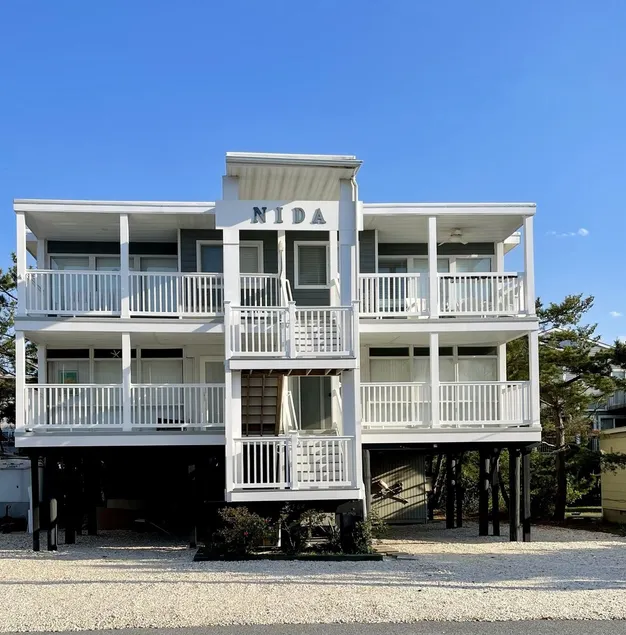 Lovely 3 bedroom condo  about 150 steps to the sandy beach. - Image 1