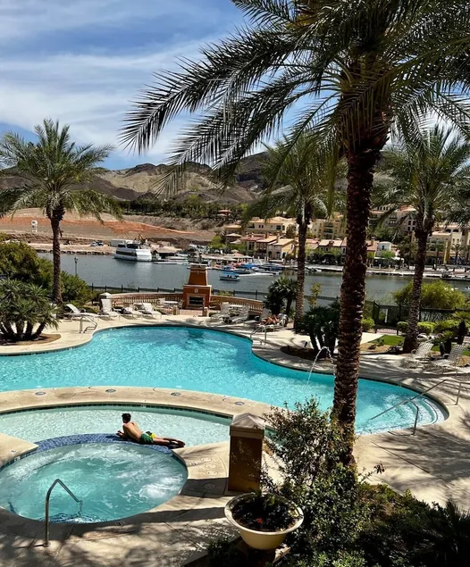 Newly Remodeled Studio Condo in Beautiful Lake Las Vegas Nevada - Image 1