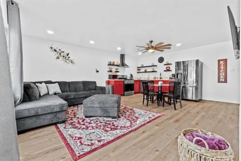 The Cambridge Loft - Gateway to Sequoia Ntl Park - Image 1