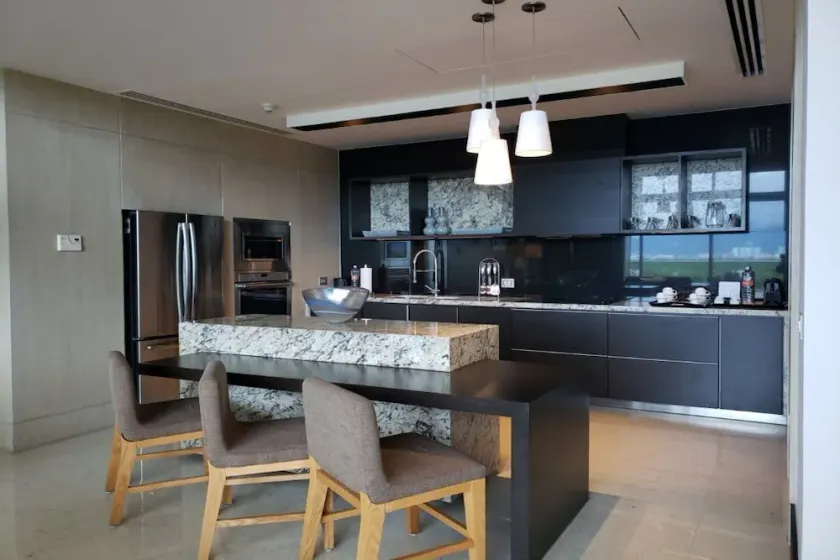2 bedroom Loft Presidential Villa @ the Residence - Image 1