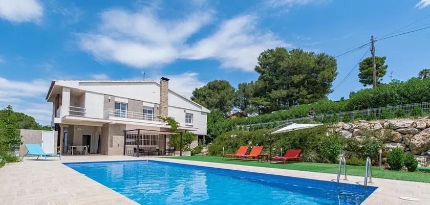 Smuk Ametllers villa til 10 personer med privat pool - Image 1