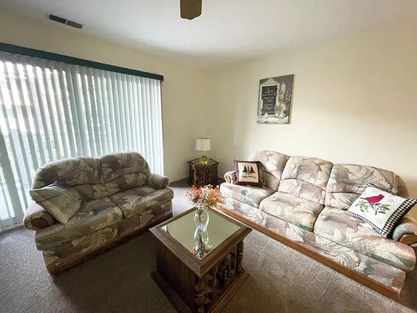 1Br With Fenced Pool & Ev Charging At Township - Image 1