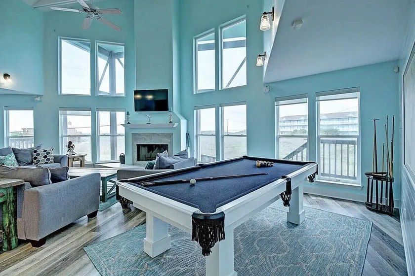 Beach Views- La Playa Paradise - large island home - Image 1