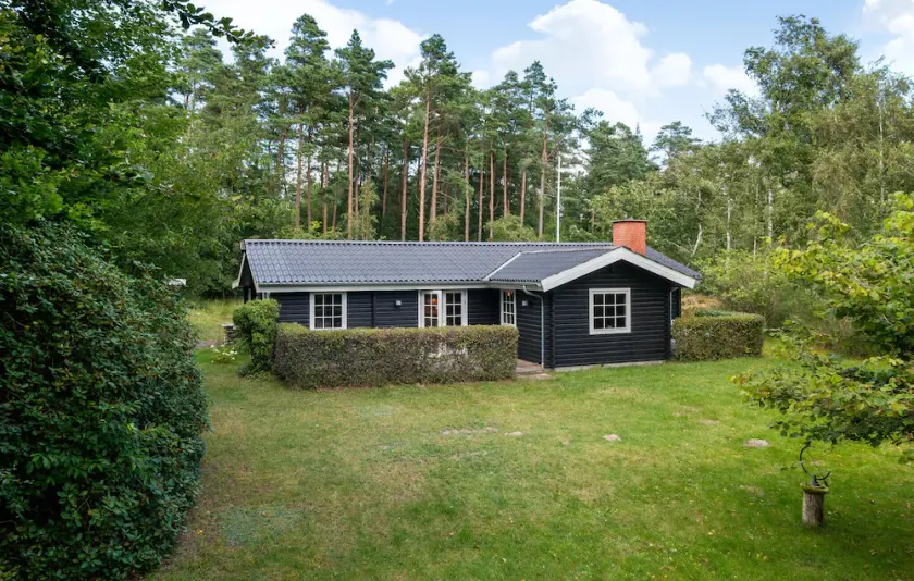 Stunning home in ålbæk with WiFi - Image 1