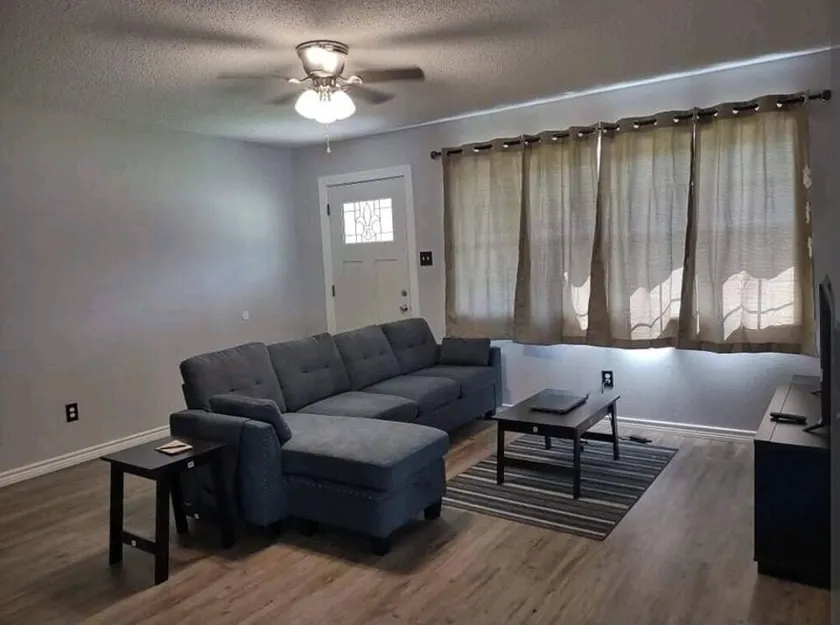 Lovely Home/Minutes from Fort Polk/Wifi/Pet Friendly - Image 1