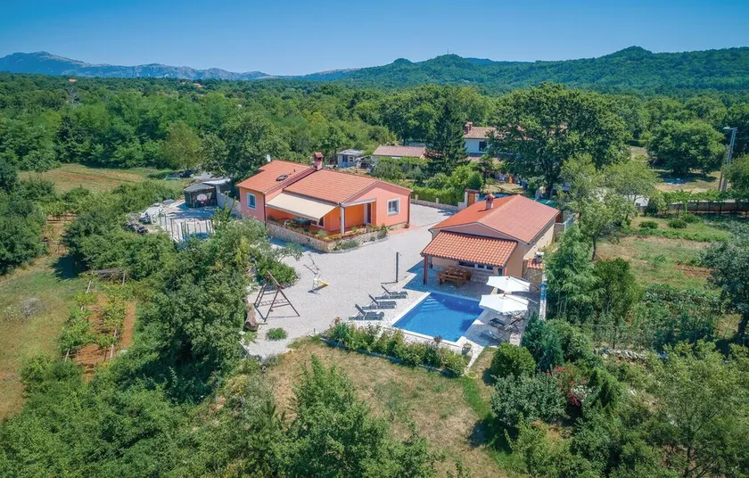 Pet friendly home in Labin - Image 1