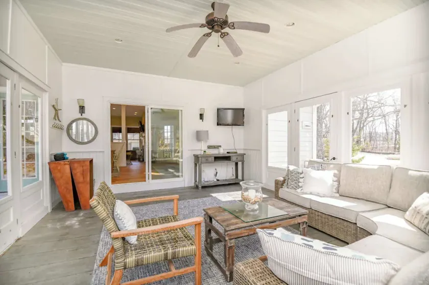 Stunning 5 Bdr, Walk to York Harbor Beach! - Image 1