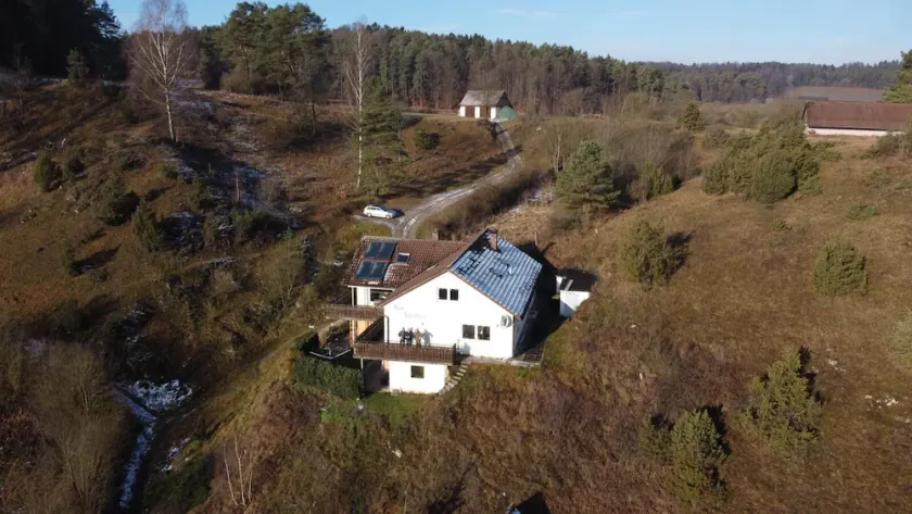 Entire apartment in absolutely secluded location - Image 1