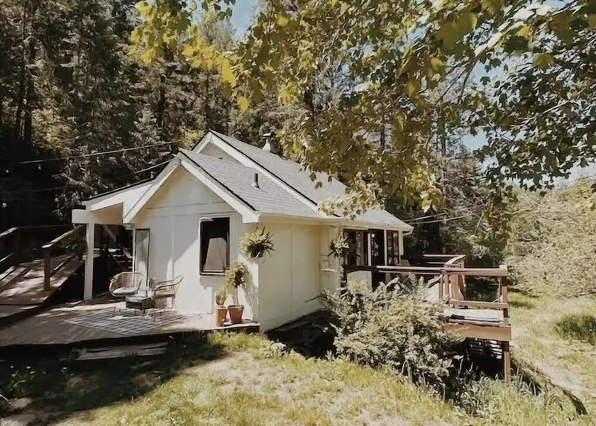 Cozy Modern Mountain Cottage - Image 1
