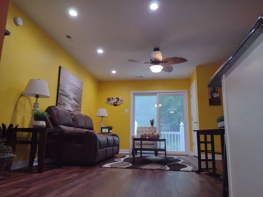 The \"KINGSDALE\" 2 Bedrooms - Image 1