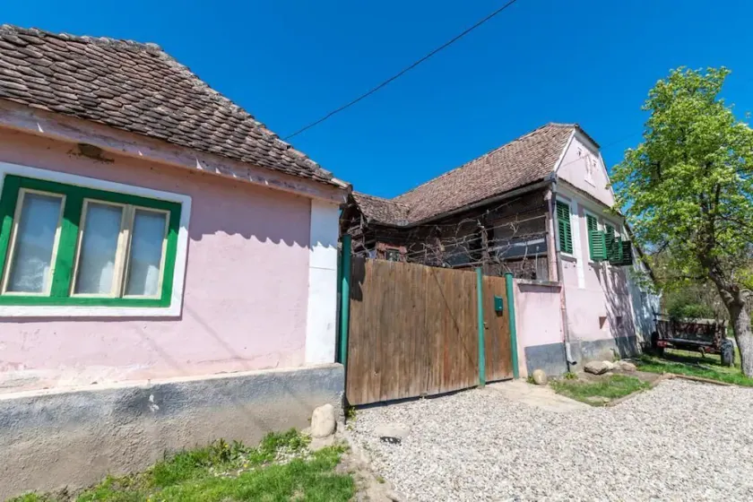 Saschiz 130 - Transylvania - Image 1