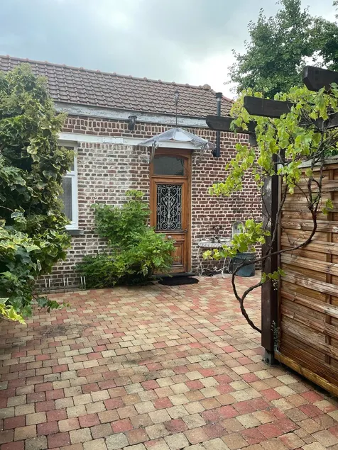 4-person accommodation with spa (on request) - Image 1