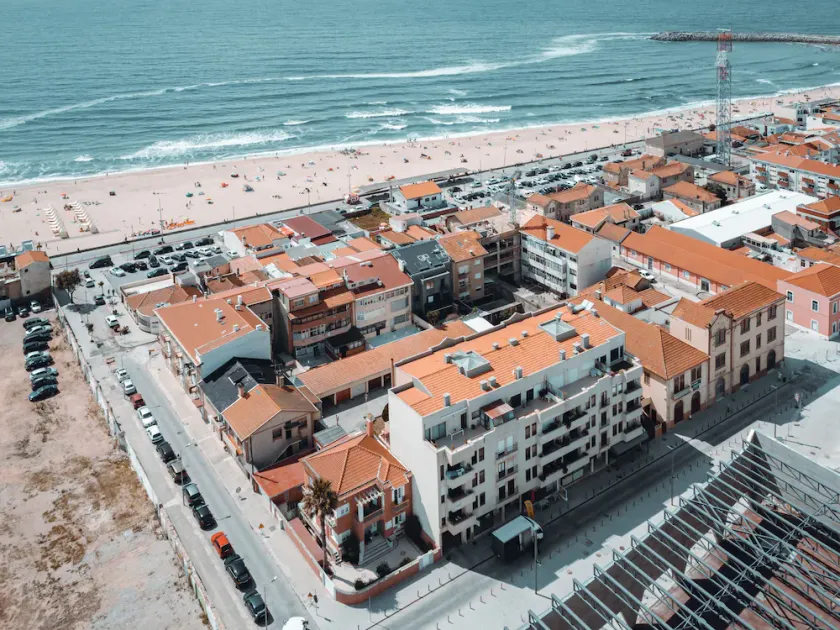Green Coast Surf House - Image 1