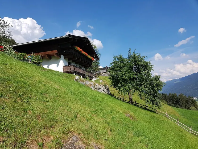 Chalet Mühlberg, Detached near the ski areas Wildkogel and Kitzbühel Alps. - Image 1