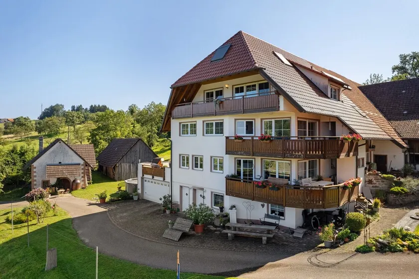 Appartamento 'Budererhof' con vista sulle montagne, terrazza in comune e Wi-Fi - Image 1