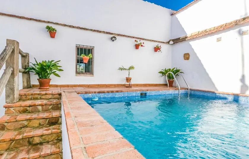 Stunning Home In Hornachuelos - Image 1