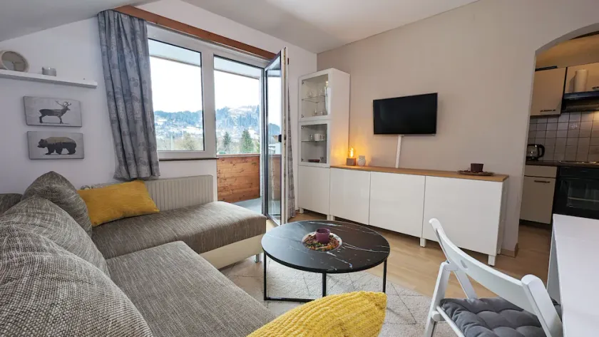 Vacation apartment Edeltraud on Lake Millstatt, hiking vacation and much more FeWo 4 - Image 1