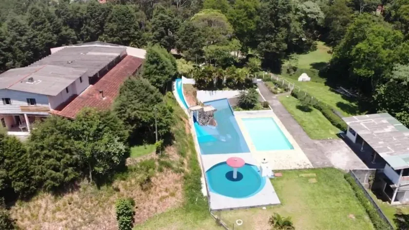 Maravilloso sitio Arujá - Image 1