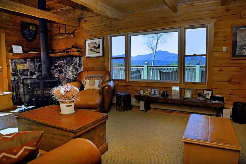 Una gran casa de 4 estaciones; Relajante, rústico, pintoresco: esta casa lo tiene todo - Image 1