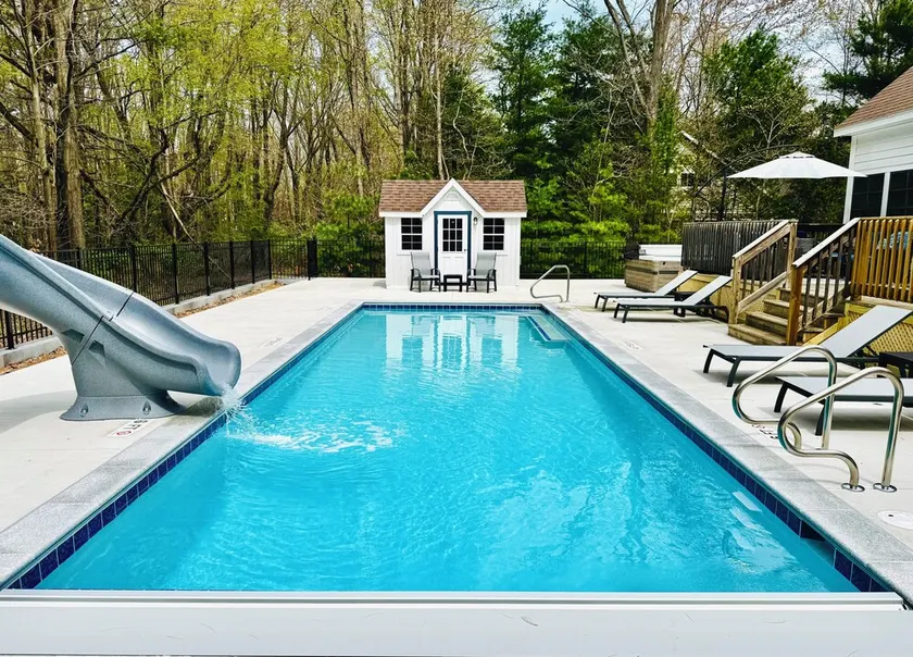 Harbor Country Haven -- SW Michigan retreat with private pool and hot tub!! - Image 1