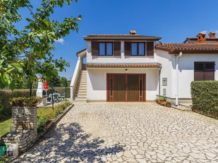 Apartment Fabiana by Interhome - Image 1