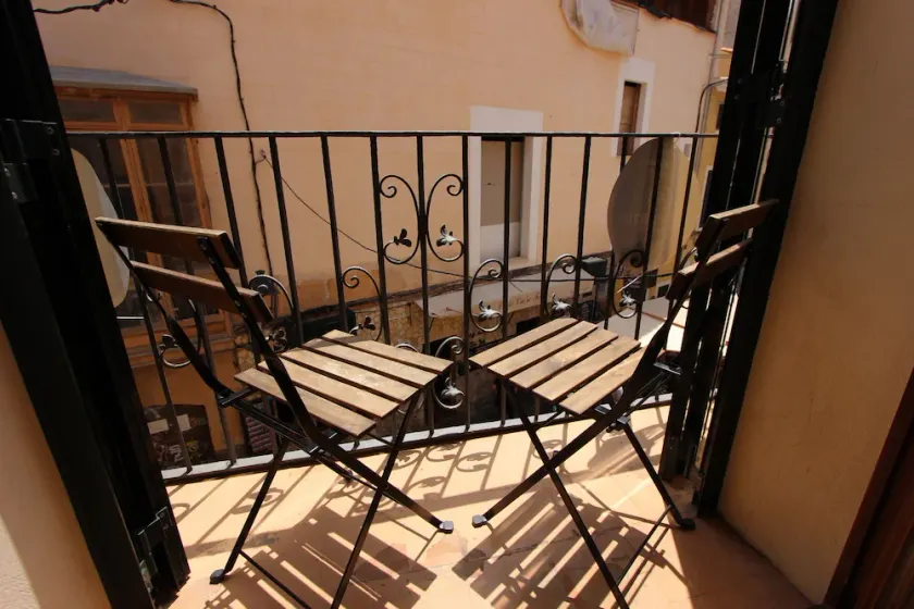 La lonja -- old town Palma - Image 1