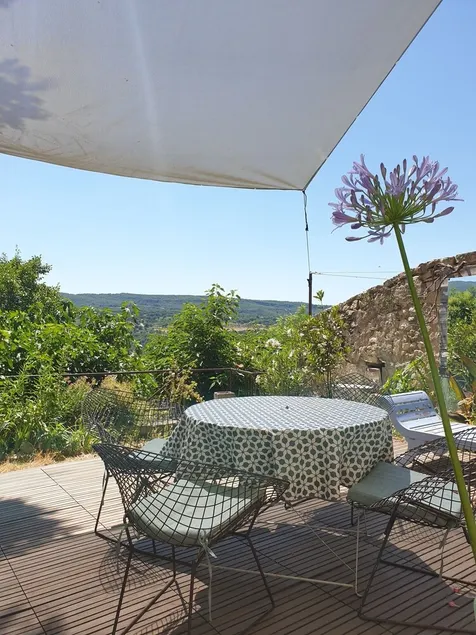 LUBERON, CHARMERENDE HUS AF HAMLET - Image 1