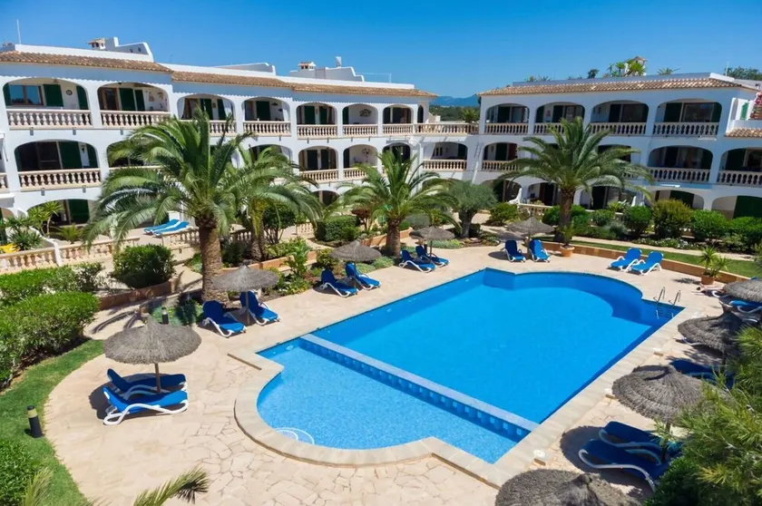 Herrliche Wohnung für 4 Personen mit Klimaanlage,  W-LAN, Pool, TV und Terrasse - Image 1
