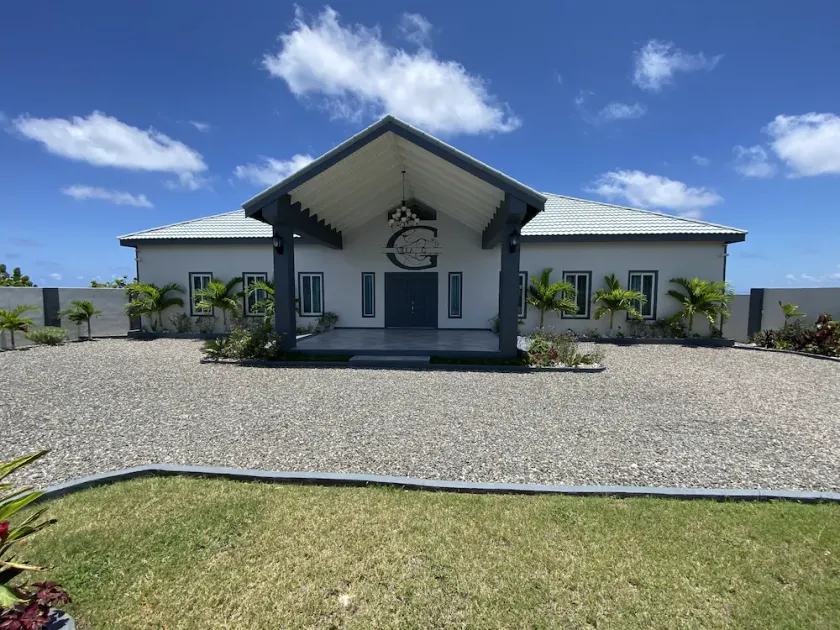 Beautiful Oceanfront Jamaican Villa - New Villa in Saint Mary near Ocho Rios - Image 1