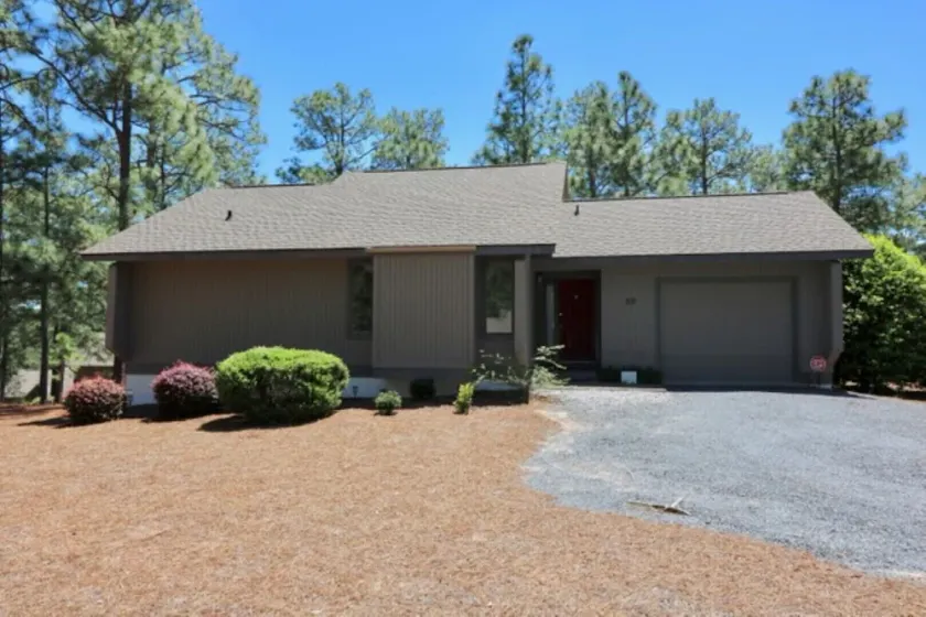 Birdie House located off Pinehurst #6.  Whole house near 39 golf courses. - Image 1