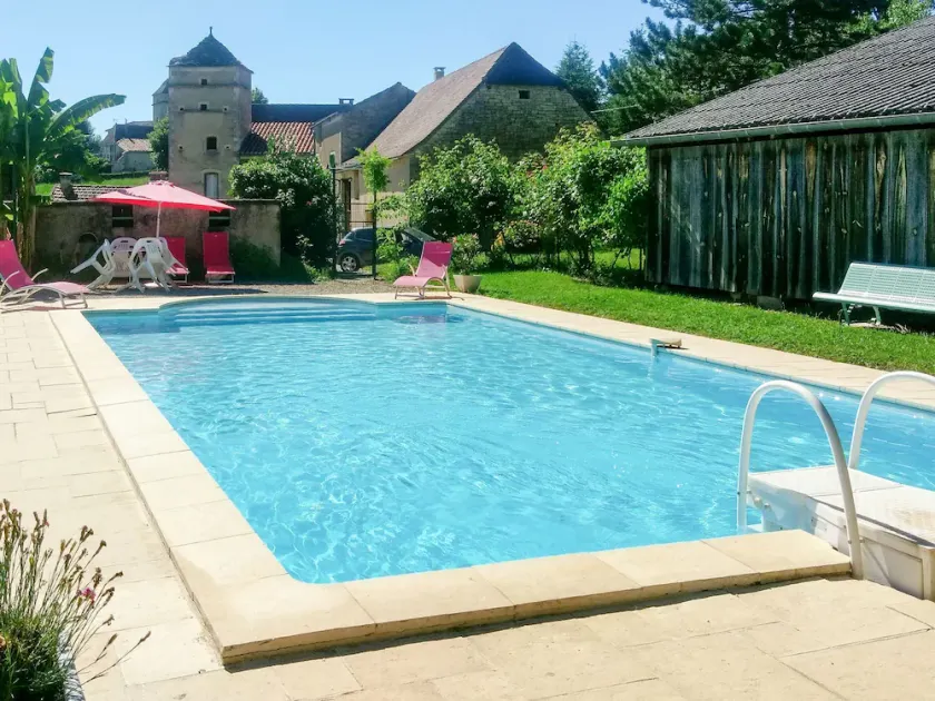 Grande maison avec barbecue, terrasse et piscine privée | Vue nature | Avec animaux autorisés - Image 1