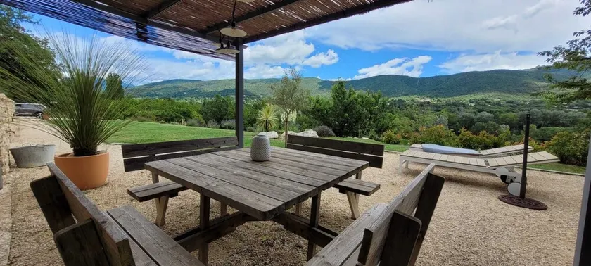 Maison / gite à Dieulefit Drome provençale  vue  sur la  nature et les montagnes - Image 1
