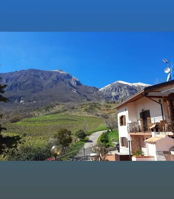 Ferienhaus 'Nel Cuore Della Maiella' mit Bergblick, privater Terrasse und WLAN - Image 1