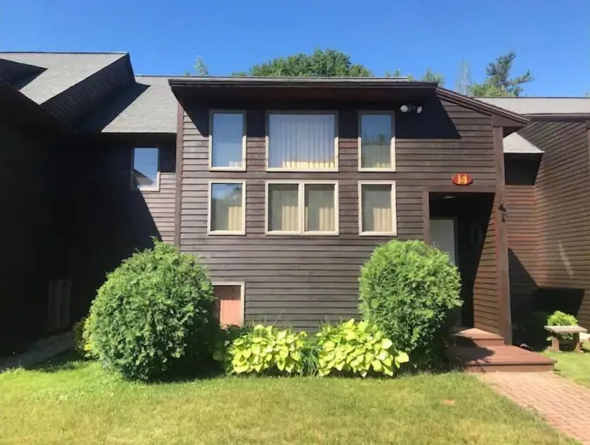 The perfect getaway! Great location and amenities! - Image 1