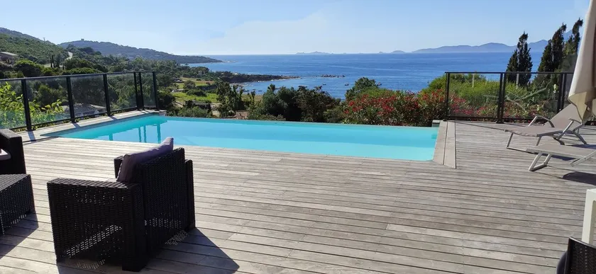 Aircondition villa - Swimmingpool - Enestående havudsigt - 200 m fra havet - Image 1