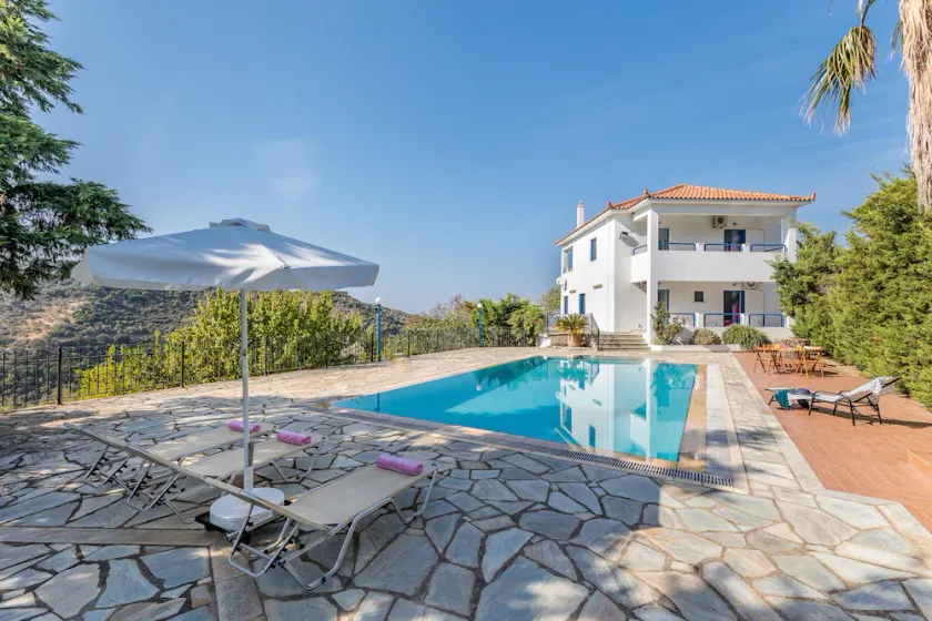 Villa Green on Blue - peaceful rural location with panoramic sea & forest views - Image 1