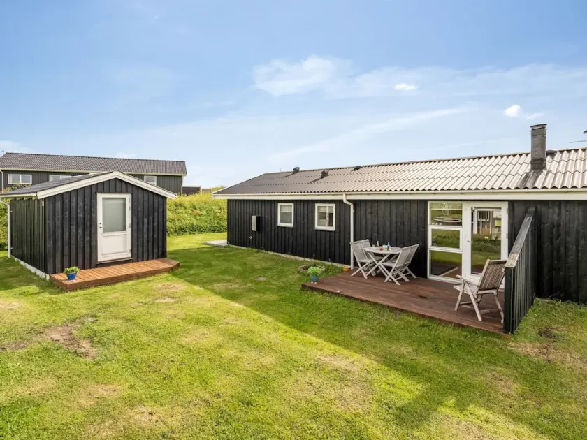 \"Niesina\" - 200m from the sea by Interhome - Image 1