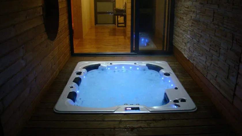 Træhus 15/08 mennesker pool, sauna, jacuzzi Jurançon Atlantic Pyrenæerne - Image 1