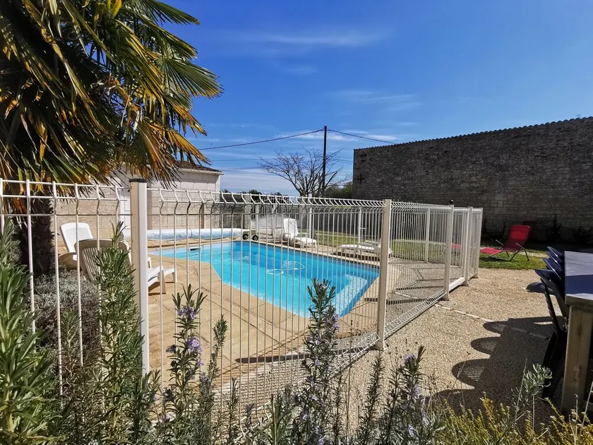 Chai gamle Cognac fuldstændig renoveret med privat opvarmet pool - Image 1