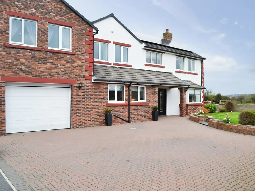 5 Schlafzimmer Unterkunft in Dearham, near Maryport - Image 1