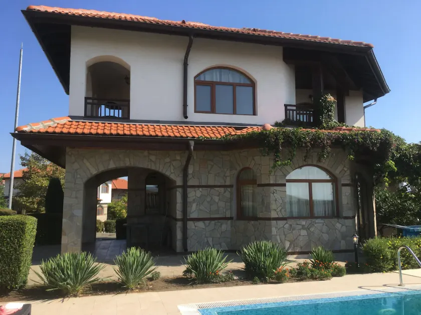 2 Bed villa with large private pool on The Vineyards Spa Resort - Image 1