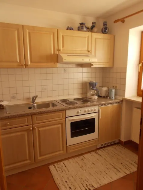 Lejlighed (40 m²) med stue / soveværelse, separat køkken, bad / toilet, terrasse, kabel / satellit-tv - Image 1