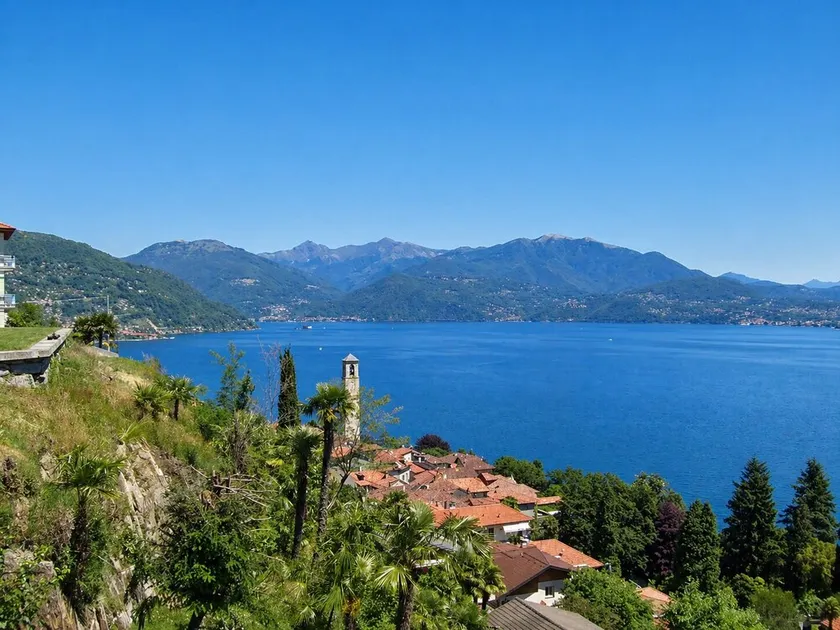 Spazioso appartamento di 3 ½ locali con un bellissimo giardino e una vista sul lago - Image 1