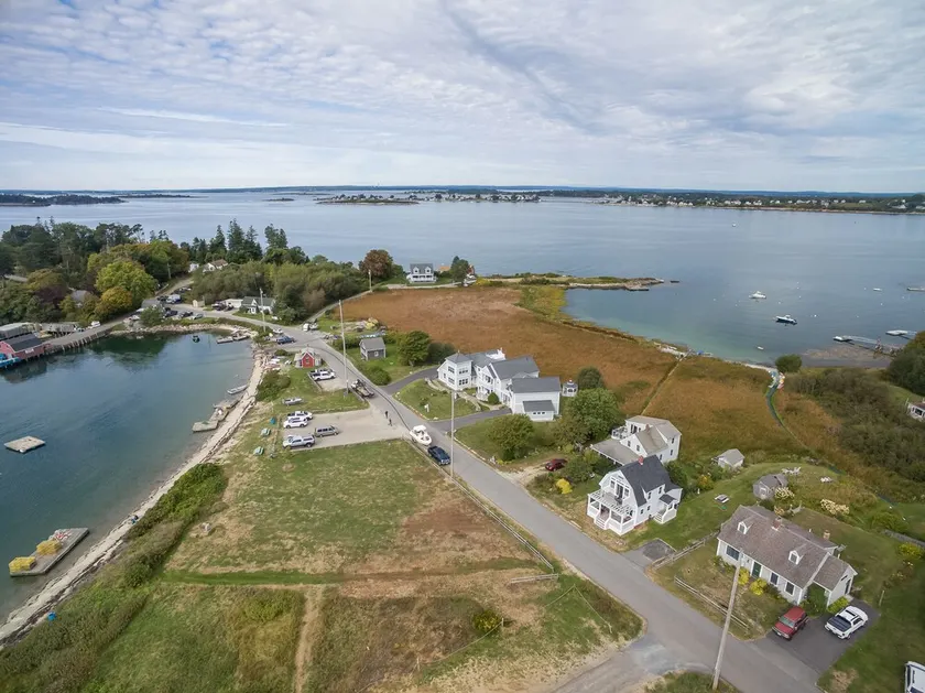 Homeport - Modern oceanfront cottage overlooking quintessential Mackerel Cove - Image 1